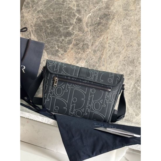 DIOR ディオール ショルダーバッグ 2025SS 国内完売！数量限定の大注目アイテム