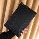 GUCCI グッチ クラッチバッグ 2025SS トレンドコーデを楽しめる注目モデル