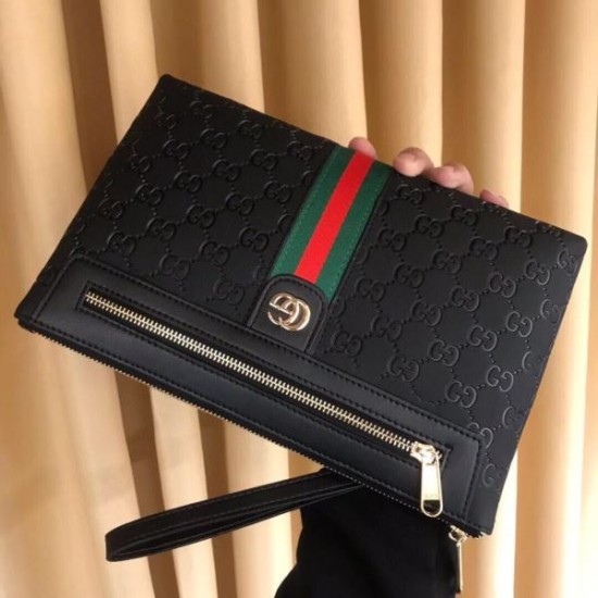 GUCCI グッチ クラッチバッグ 2025SS トレンドコーデを楽しめる注目モデル