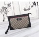 GUCCI グッチ クラッチバッグ 2025SS すっきりとしたシルエットで魅せるレプリカ