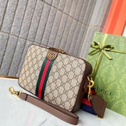 GUCCI グッチ ショルダーバッグ 2025SS 春先にぴったりな優雅なカラー