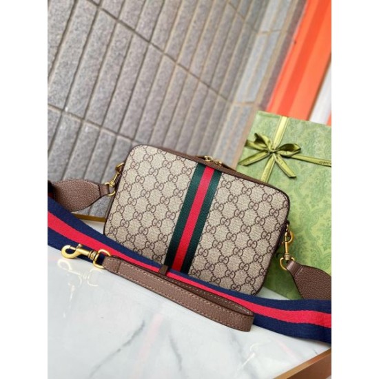 GUCCI グッチ ショルダーバッグ 2025SS 春先にぴったりな優雅なカラー
