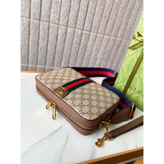 GUCCI グッチ ショルダーバッグ 2025SS 春先にぴったりな優雅なカラー
