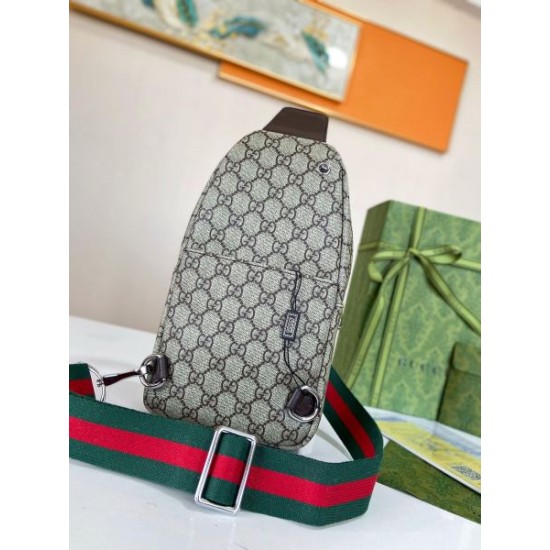 GUCCI グッチ チェストバッグ 2025SS 見た目以上にかっこよく決まる新作レプリカ