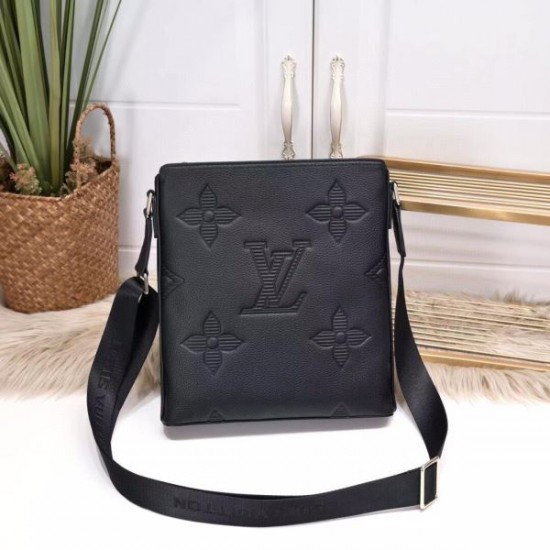 LOUIS VUITTON ルイヴィトン ショルダーバッグ 2025SS 絶大な人気を誇る新作