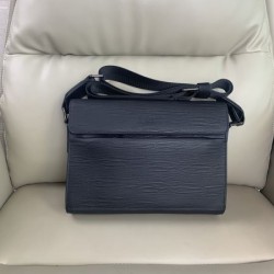 LOUIS VUITTON ルイヴィトン ショルダーバッグ 2025SS ファッション感度高めの注目アイテム