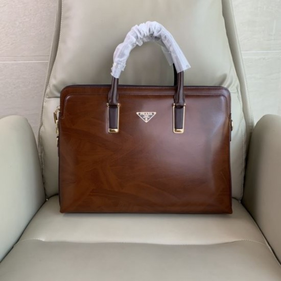 PRADA プラダ ブリーフケース 2025SS 新作レプリカが最安値で登場