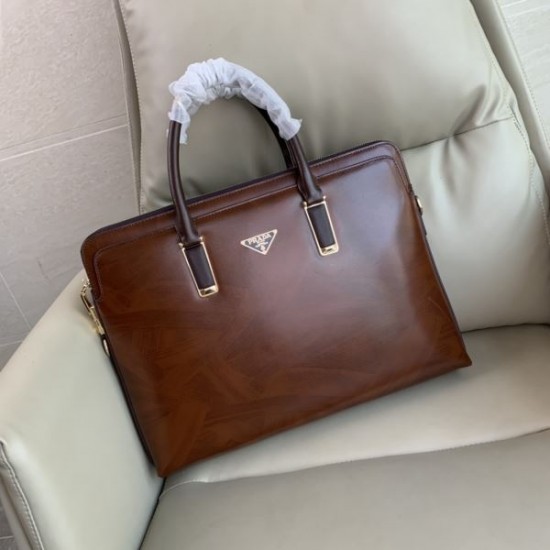 PRADA プラダ ブリーフケース 2025SS 新作レプリカが最安値で登場