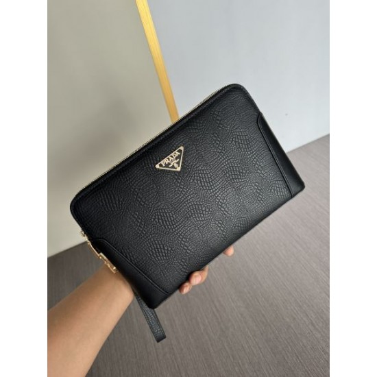 PRADA プラダ クラッチバッグ 2025SS 希少！取り扱い店舗限定アイテム