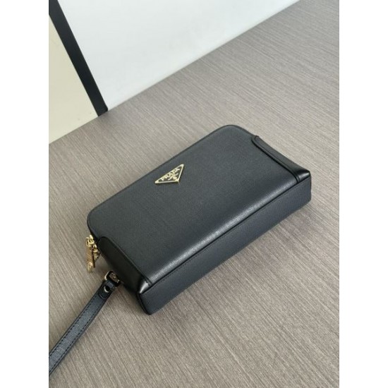 PRADA プラダ クラッチバッグ 2025SS 今だからお得にゲットできる春夏新作