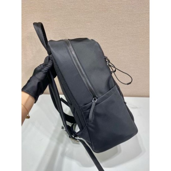 2025SS バックパック PRADA プラダ オシャレだけど疲れない
