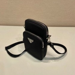 PRADA プラダ ショルダーバッグ 2025SS 最後の春夏コレクション！見逃せない新作
