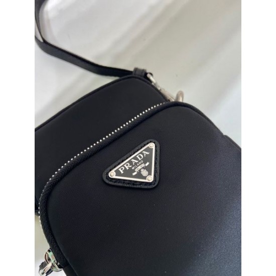 PRADA プラダ ショルダーバッグ 2025SS 最後の春夏コレクション！見逃せない新作