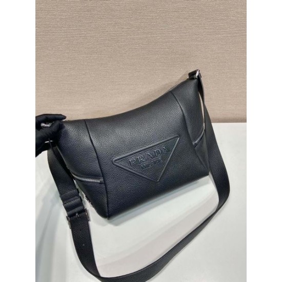 PRADA プラダ ショルダーバッグ 2025SS オシャレに決まる逸品、春夏必携
