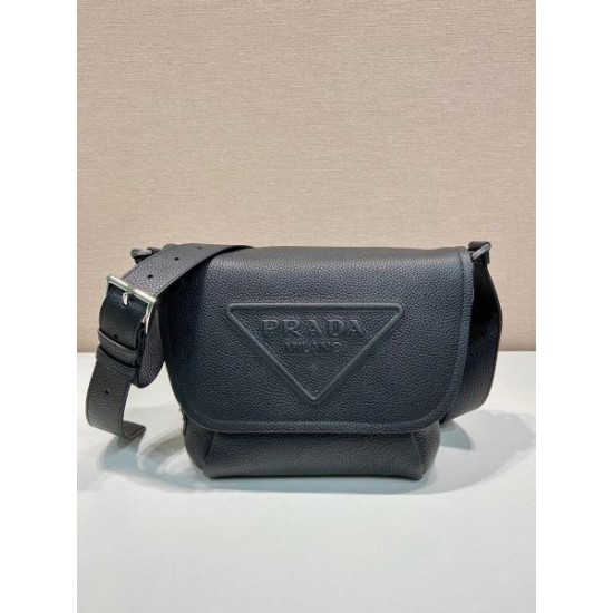PRADA プラダ ショルダーバッグ 2025SS 新作限定！美しい色合いで魅了