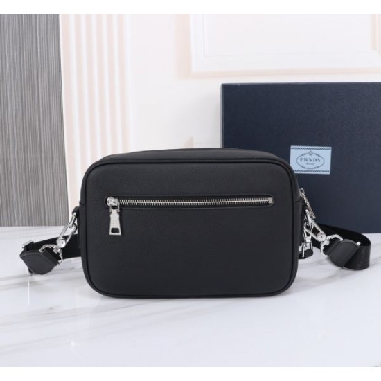 PRADA プラダ ショルダーバッグ 2025SS 新作限定！華やかでキュートなデザイン