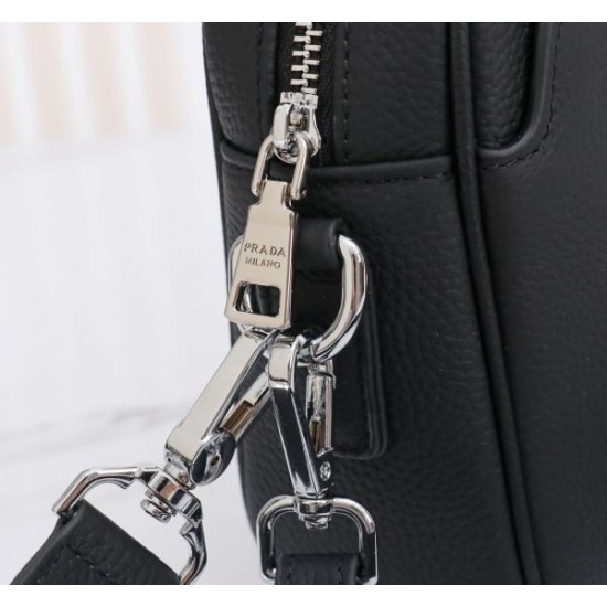 PRADA プラダ ショルダーバッグ 2025SS 新作限定！華やかでキュートなデザイン
