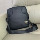 PRADA プラダ ショルダーバッグ 2025SS 最新作！大人気＆話題沸騰中のアイテム