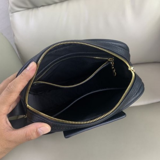 PRADA プラダ ショルダーバッグ 2025SS 最新作！大人気＆話題沸騰中のアイテム