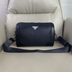 PRADA プラダ ショルダーバッグ 2025SS 新作限定！華やかでキュートなデザイン