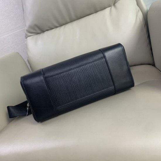 PRADA プラダ ショルダーバッグ 2025SS 新作限定！華やかでキュートなデザイン