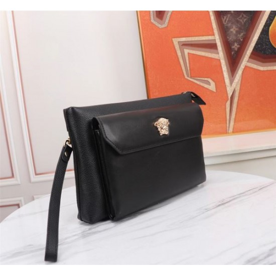 VERSACE ヴェルサーチェ クラッチバッグ 2025SS 新作をセール価格でゲット！