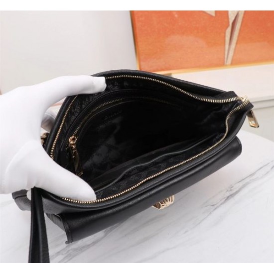 VERSACE ヴェルサーチェ クラッチバッグ 2025SS 新作をセール価格でゲット！