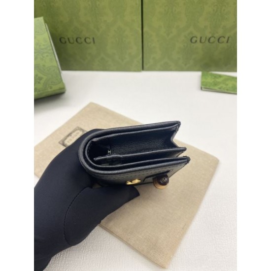 2025SS 二つ折り財布 GUCCI グッチ 即完売の大人気アイテム