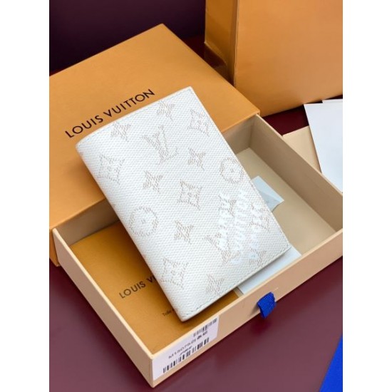 2025SS 二つ折り財布 LOUIS VUITTON ルイヴィトン 新作セールで手に入れるチャンス