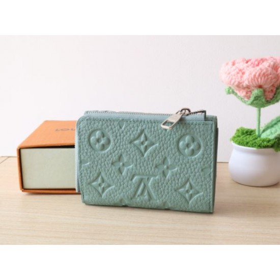 2025SS 三つ折り財布 LOUIS VUITTON ルイヴィトン 年末年始はセール価格で狙い目