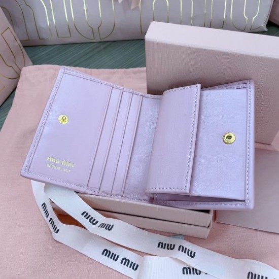 2025SS 二つ折り財布 MIU MIU ミュウミュウ 国内希少！大人気アイテム