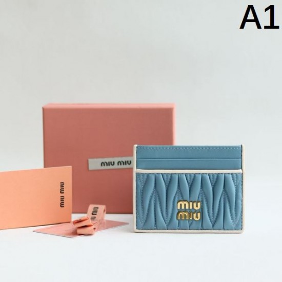 2025SS カードケース MIU MIU ミュウミュウ 毎年定番人気商品