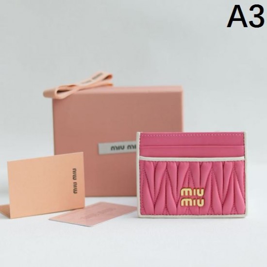 2025SS カードケース MIU MIU ミュウミュウ 毎年定番人気商品