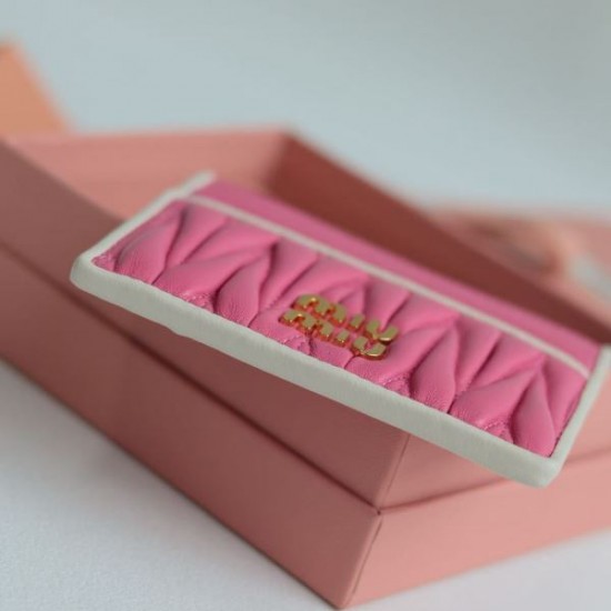 2025SS カードケース MIU MIU ミュウミュウ 毎年定番人気商品