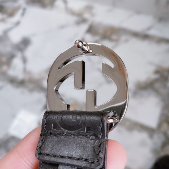 2025SS ベルト GUCCI グッチ 機能的でありながら高級感満点のデザイン