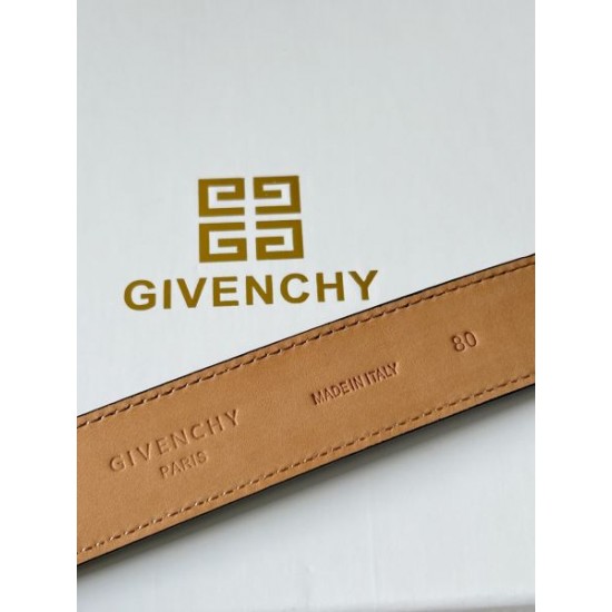 2025SS ベルト GIVENCHY ジバンシィ シンプルでモダンな印象のベルト
