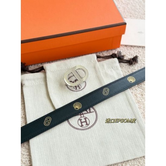 2025SS ベルト HERMES エルメス 季節感を感じさせる上質な素材