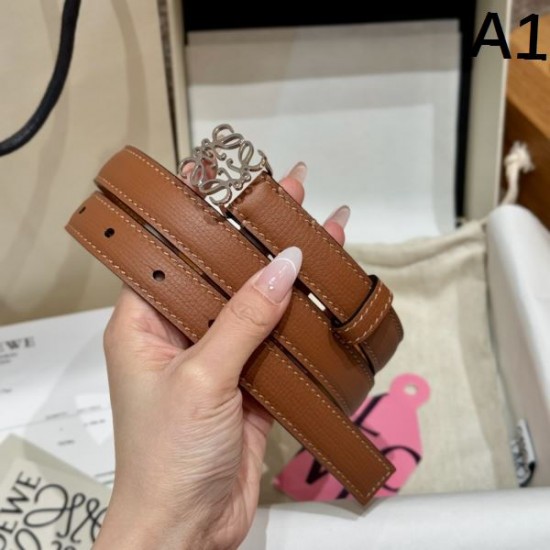 2025SS ベルト LOEWE ロエベ 高級感とシンプルさを兼ね備えた洗練されたデザイン