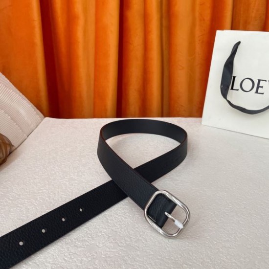 2025SS ベルト LOEWE ロエベ 季節の変わり目にぴったりな万能ベルト