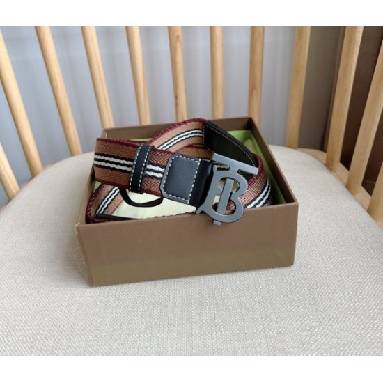 2025SS ベルト BURBERRY バーバリー ブランド象徴のチェックで魅力アップ