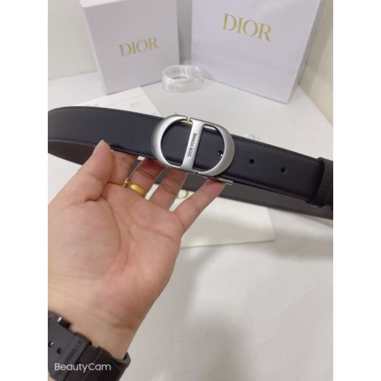 2025SS ベルト DIOR ディオール 上質と洗練が調和したラグジュアリーデザイン