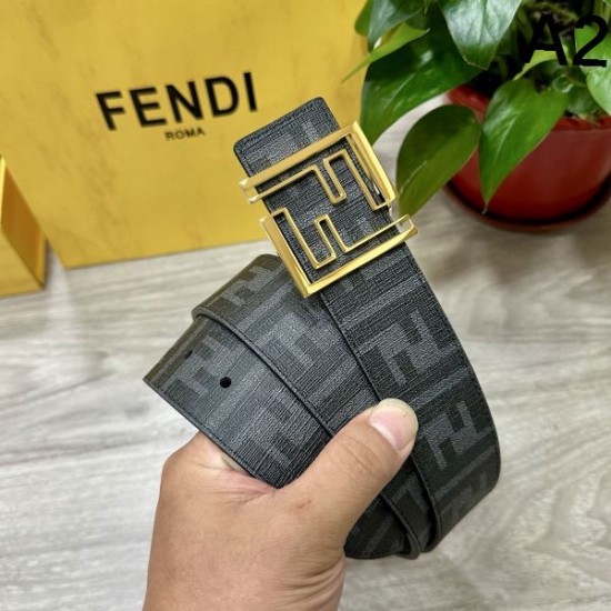 2025SS ベルト FENDI フェンデイ ブランドの存在感が光るラグジュアリーデザイン