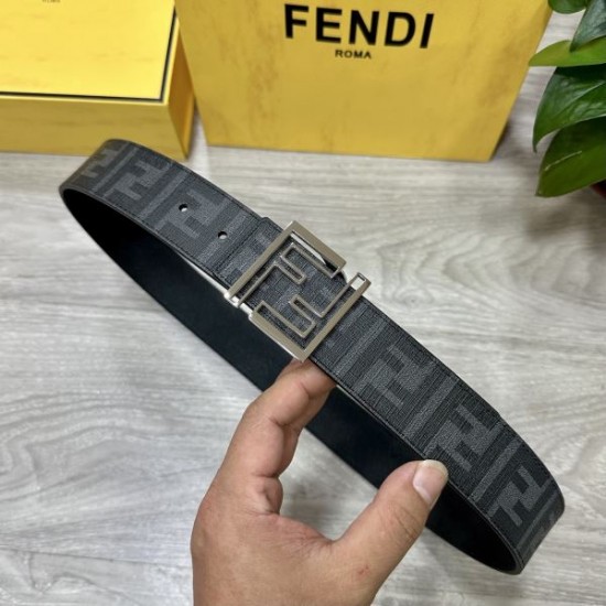 2025SS ベルト FENDI フェンデイ ブランドの存在感が光るラグジュアリーデザイン