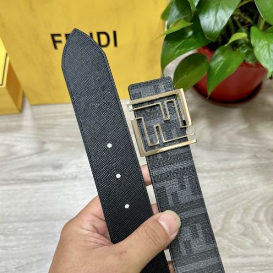 2025SS ベルト FENDI フェンデイ ブランドの存在感が光るラグジュアリーデザイン
