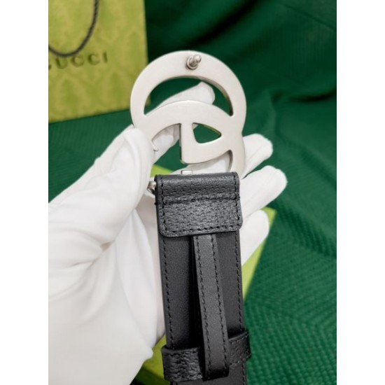 2025SS ベルト GUCCI グッチ GGロゴが映える定番ラグジュアリースタイル