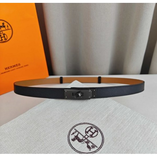 2025SS ベルト HERMES エルメス 上質レザーで魅せるエレガントな一本