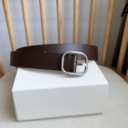 2025SS ベルト LOEWE ロエベ 洗練されたミニマルデザインで魅せるベルト