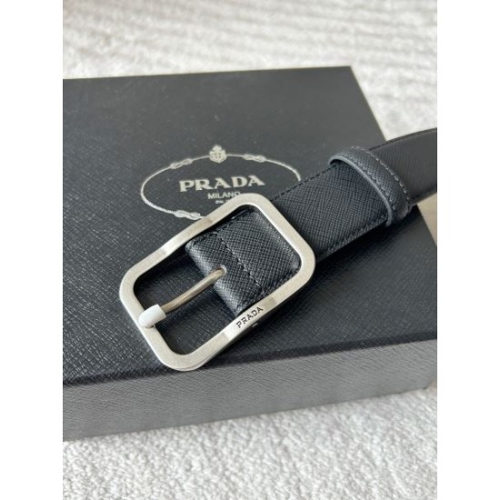 2025SS ベルト PRADA プラダ 実用性とファッション性を兼ね備えたベルト