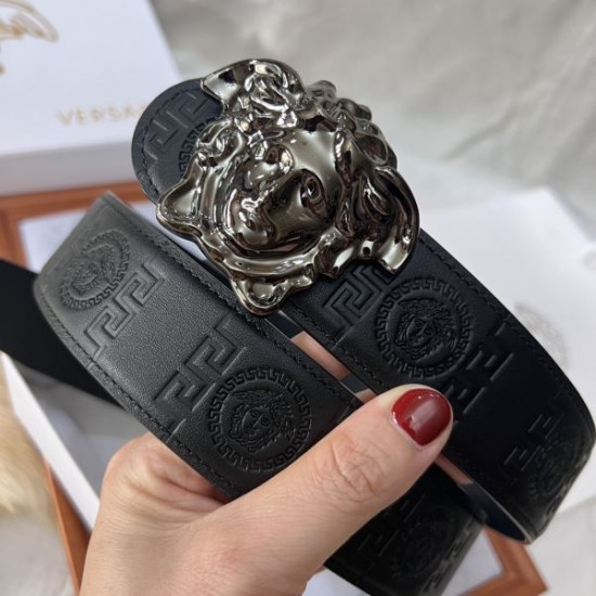2025SS ベルト VERSACE ヴェルサーチェ ゴールドアクセントが映える高級ベルト