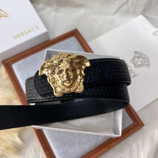 2025SS ベルト VERSACE ヴェルサーチェ セクシーで力強い印象のスタイルアイコン